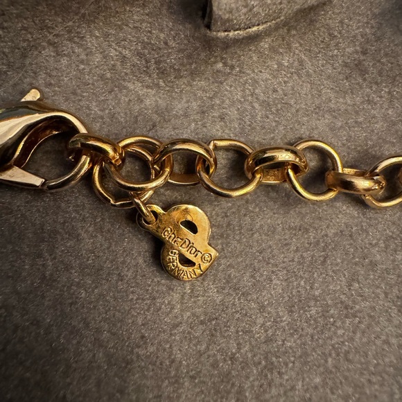 Dior Authentic Gold and Colored Gripoix Stone Necklace with Vintage Charm - Picture 2 of 8